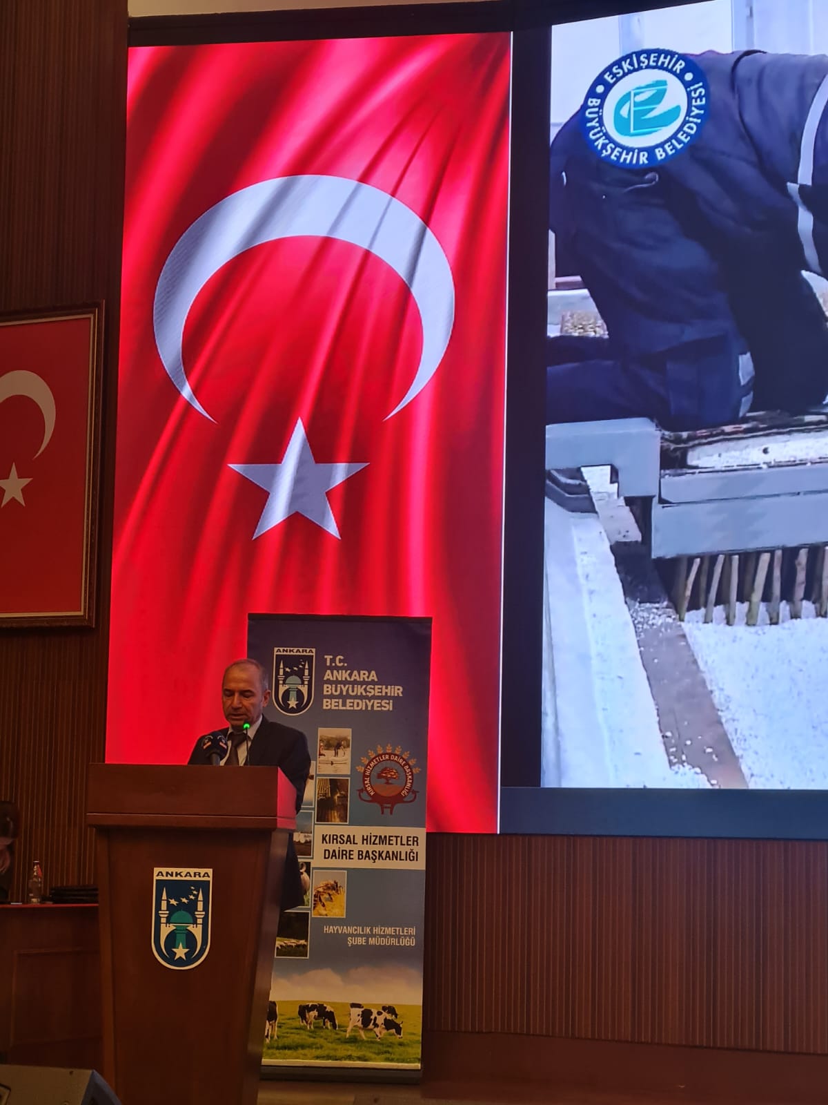 Oda Başkanımız Yaşar Üzümcü "Yerel Yönetimlerde Gıda Güvenliği ve Sürdürülebilir Tarım” konulu konferansa katıldı.